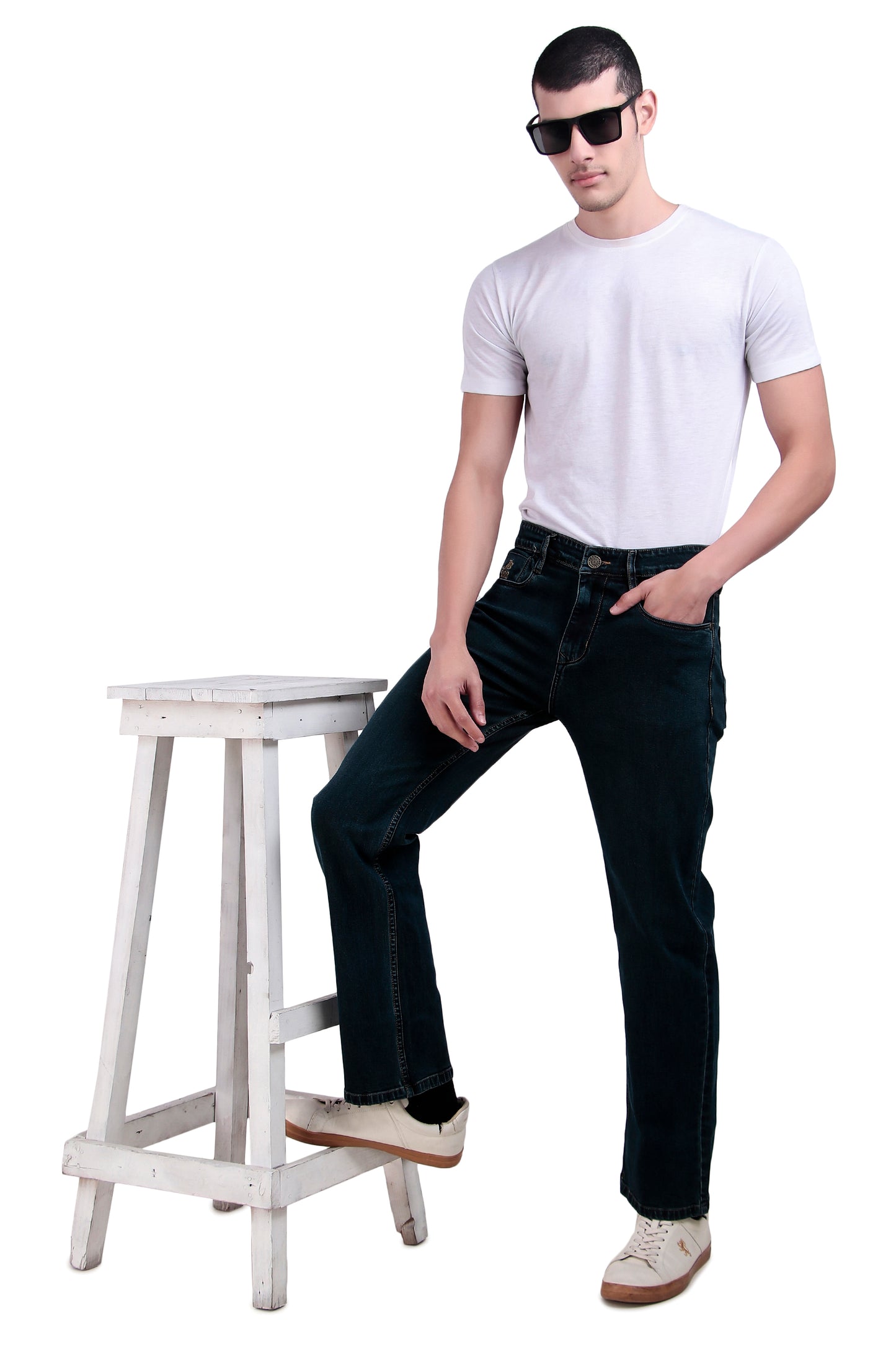 Deep Blue Straight Fit Denim Jeans / Article no.- JB28