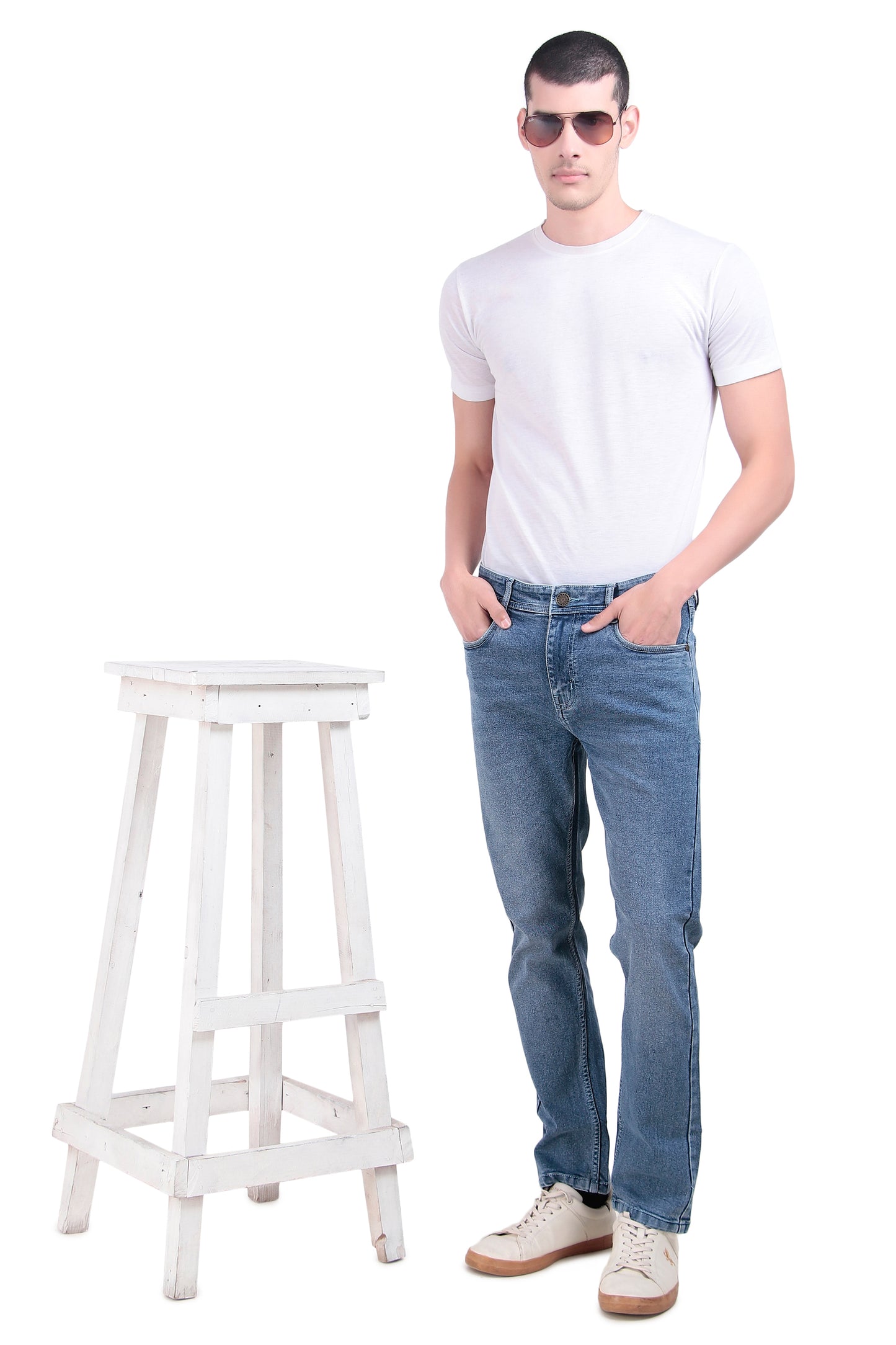 Mid-Blue Denim Jeans / Article no.- JB23